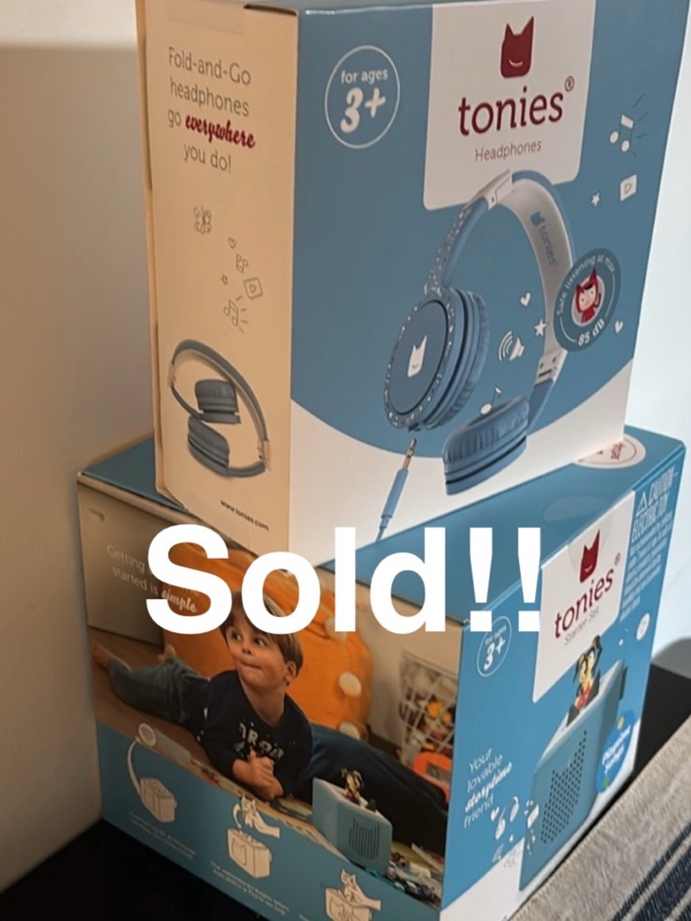 Sold no longer available 


Bundle 
Headphones and Tonies starter set